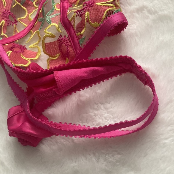 Pink Lingerie Body Suit 💕 - Picture 4 of 12